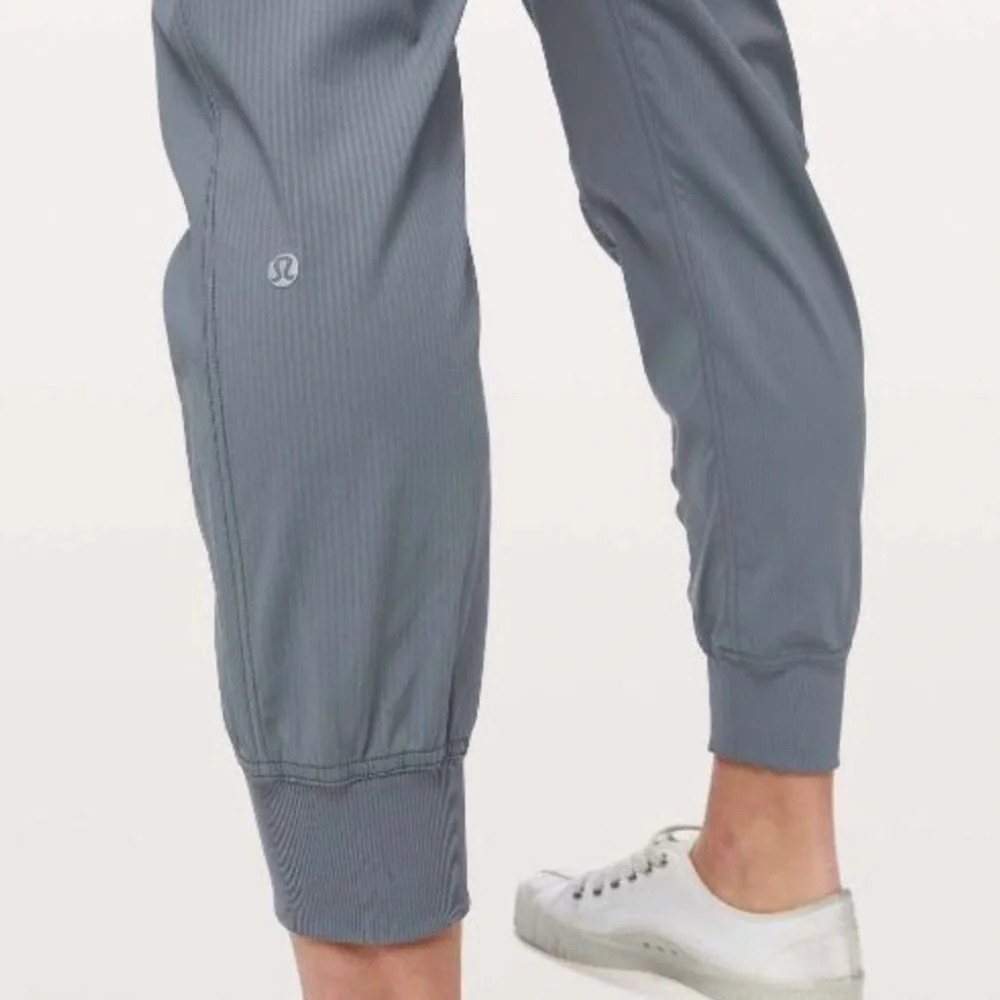 Lululemon Dance Studio Mid Rise Full Length Jogger_3